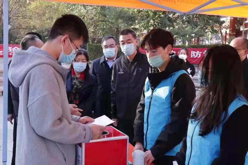 郑州大学开展学生宿舍防火及用电安全教育宣传活动