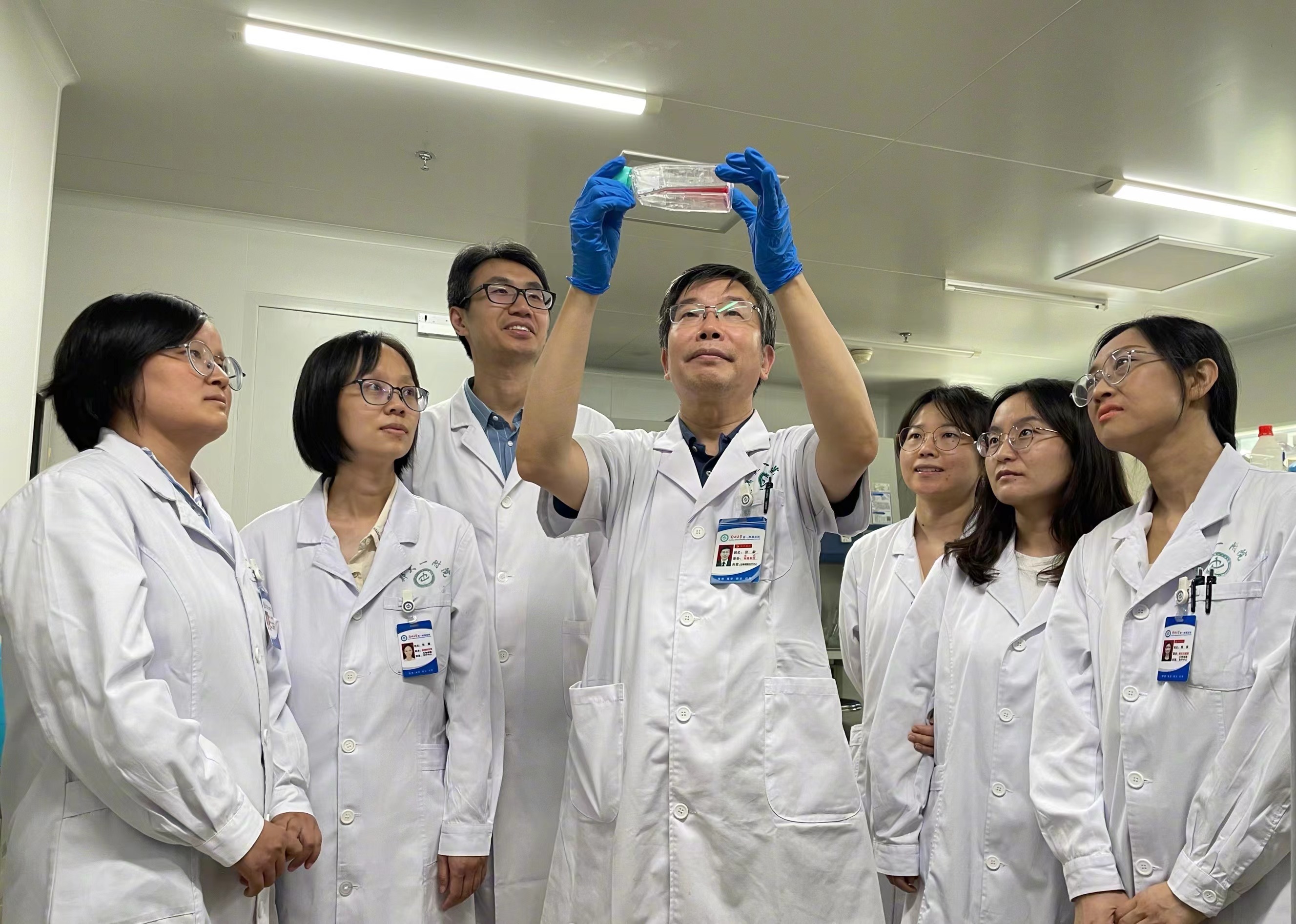 郑州大学荣获2023年度河南省科学技术奖一等奖项目展示（三）---《肿瘤免疫细胞治疗技术创新与转化应用》