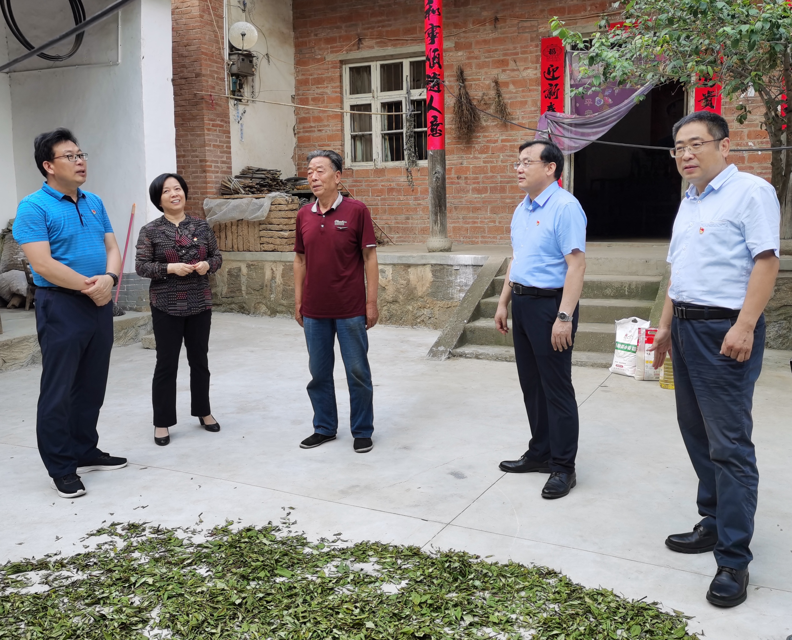 校领导赴卢氏县开展校地结对帮扶工作（图）