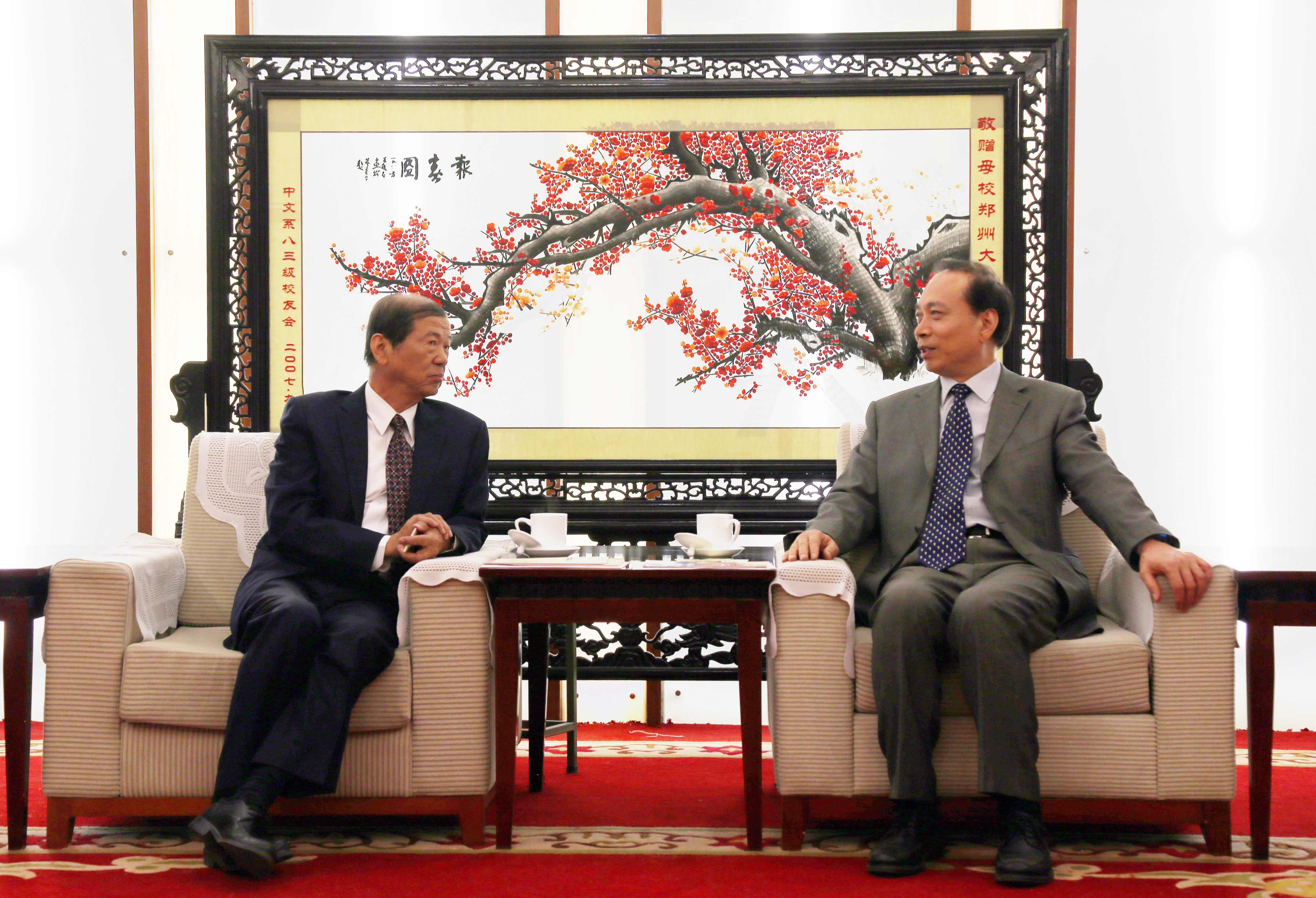 台湾佛光大学杨朝祥校长一行访问我校（图）