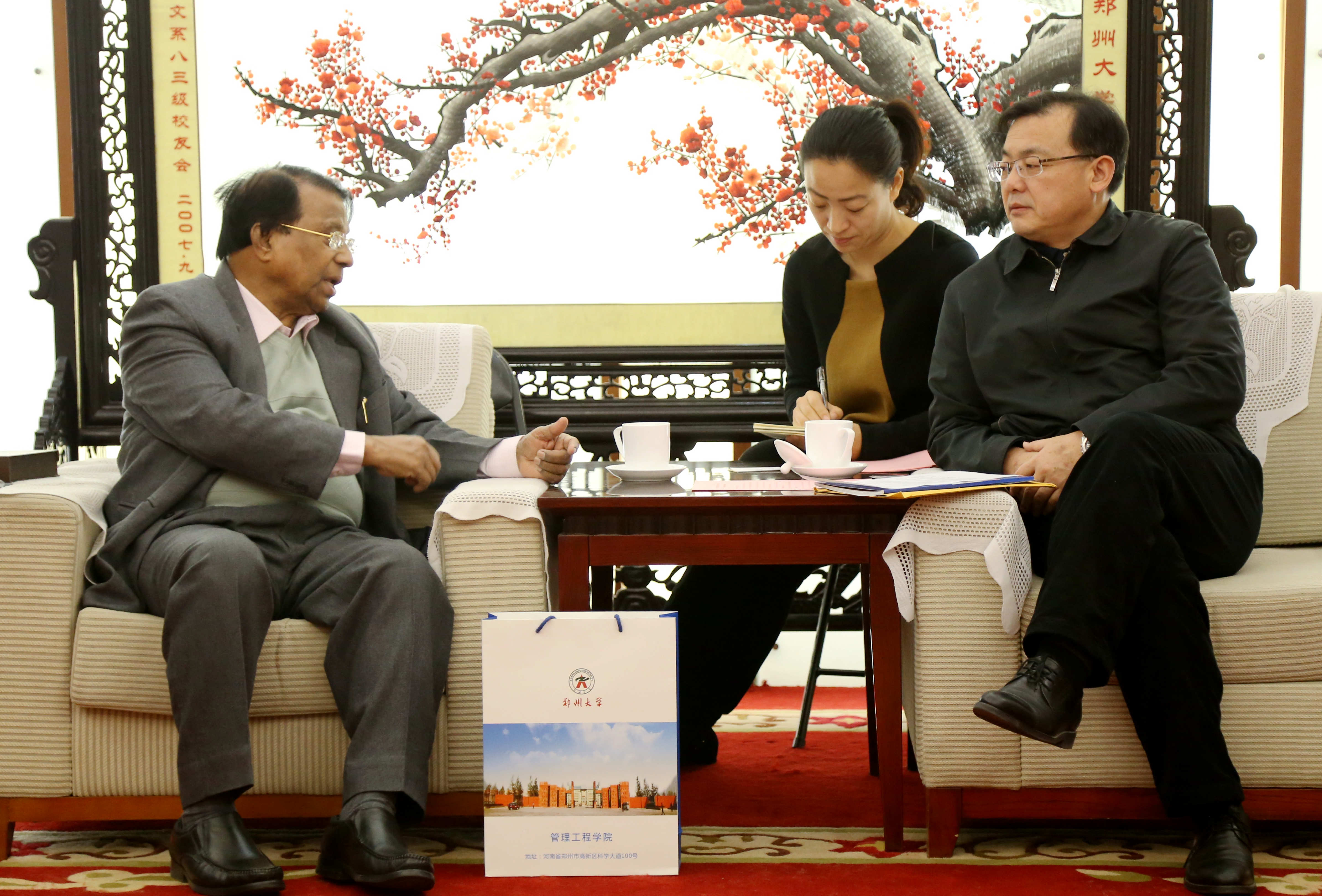 印度韦洛尔科技大学校长维斯瓦纳森一行访问我校（图）