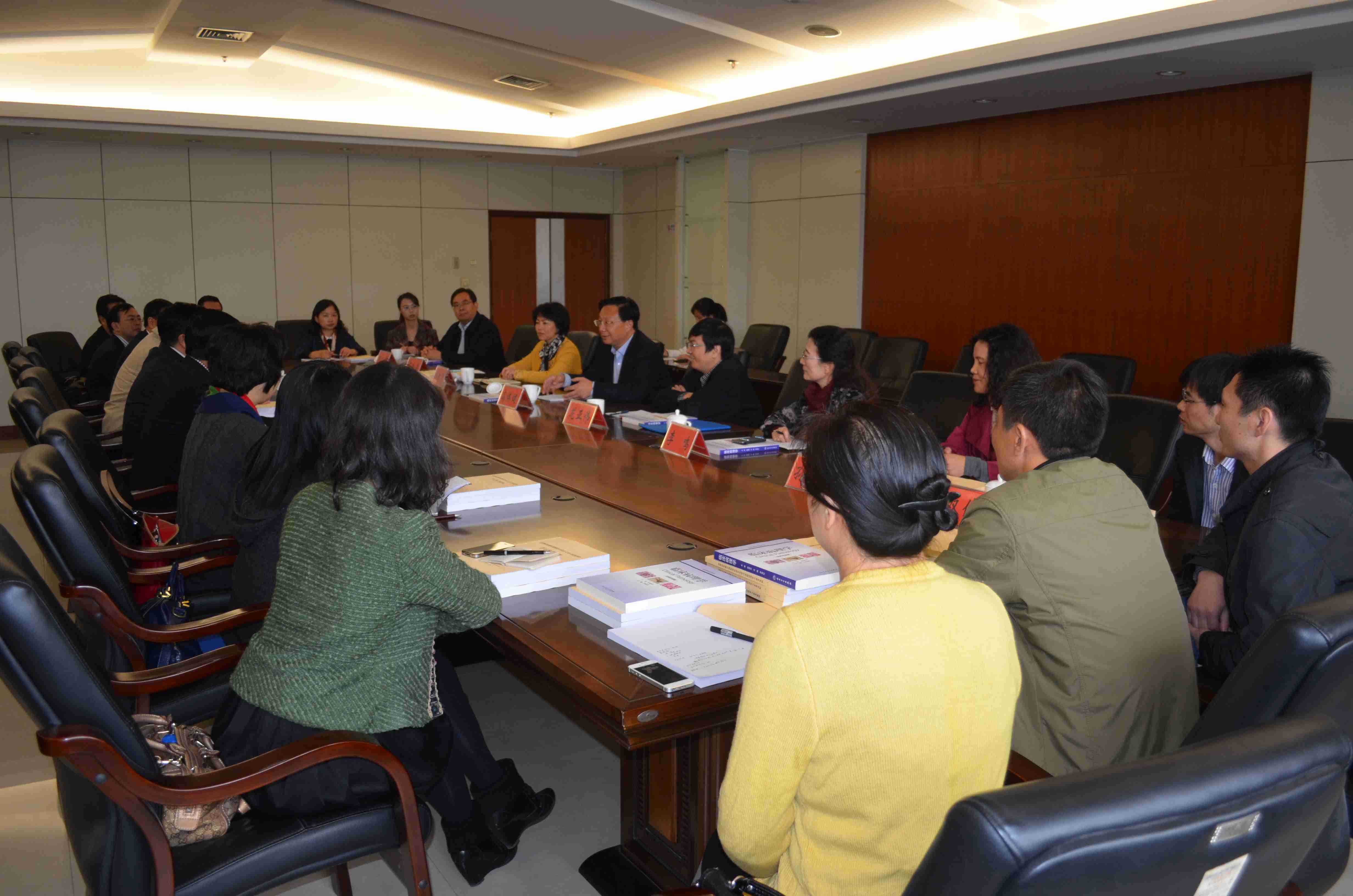 河南省政协副主席高体健到郑州大学视察调研