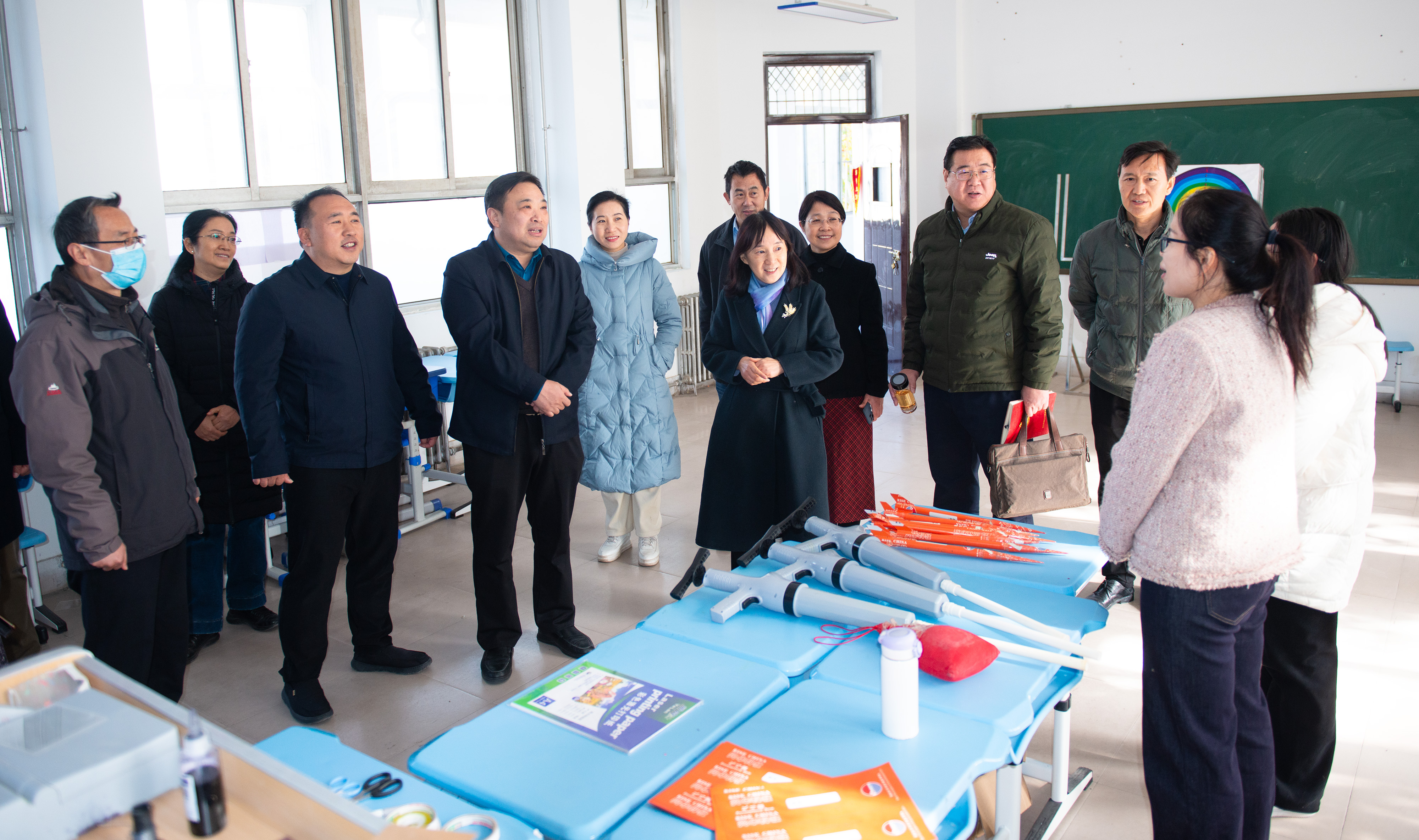 胡少伟到附属中学调研