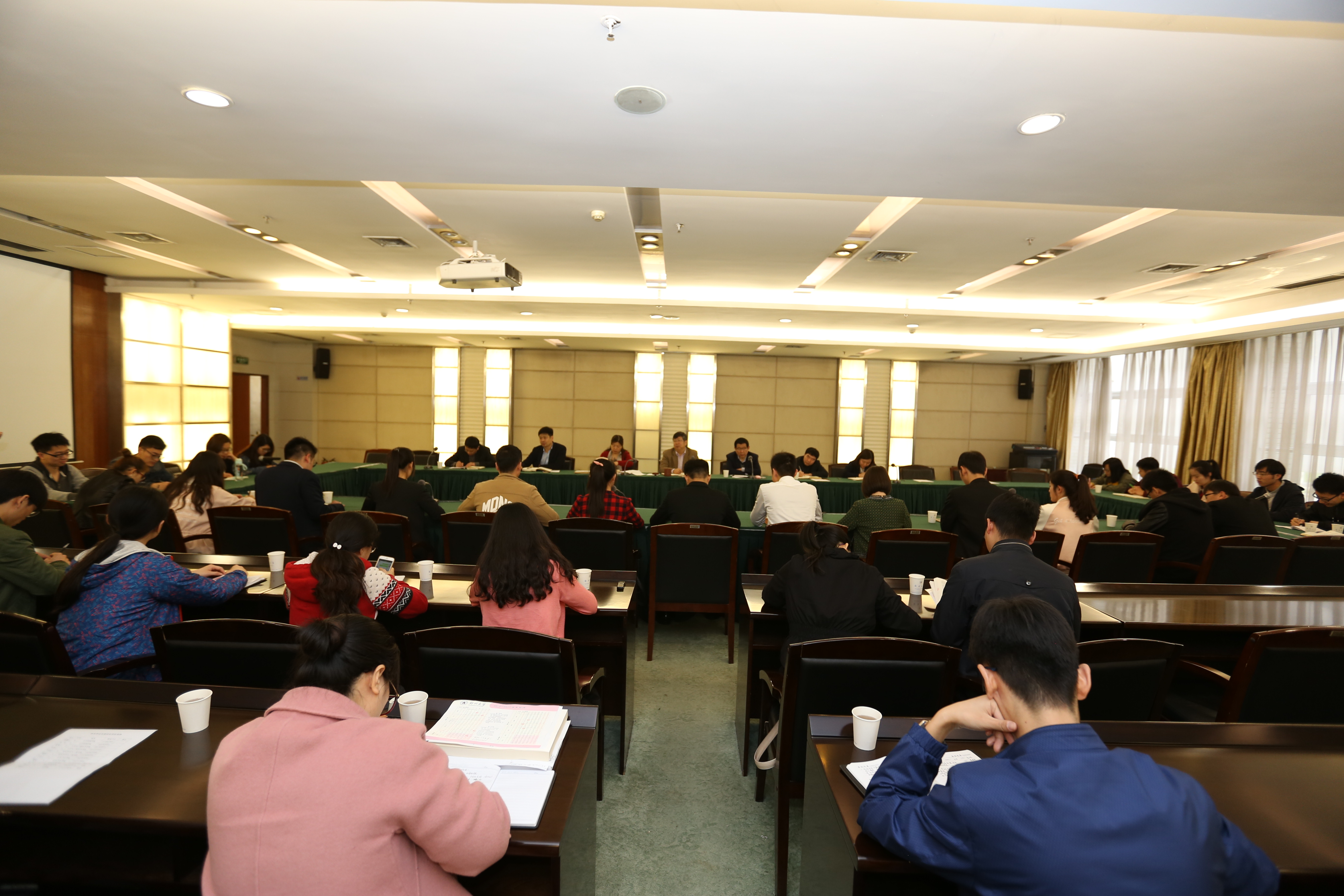 郑州大学召开2017届毕业生代表座谈会（图）