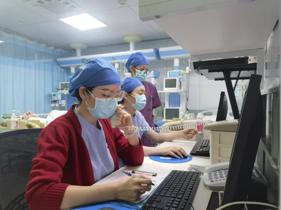 双节同庆 守护不停——郑州大学第三附属医院医务人员用坚守献礼国庆中秋