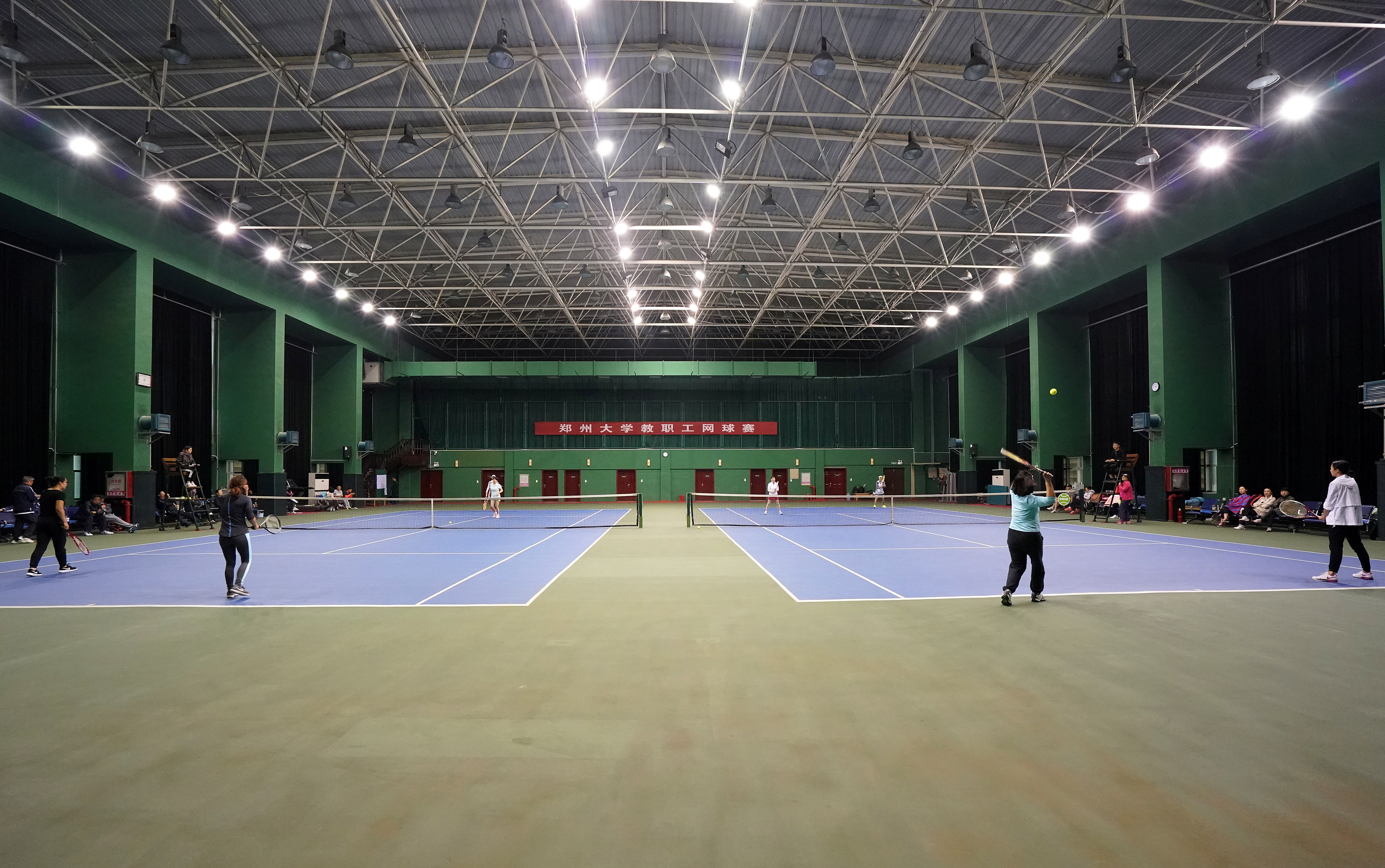 郑州大学举办2018年教职工网球赛（图）