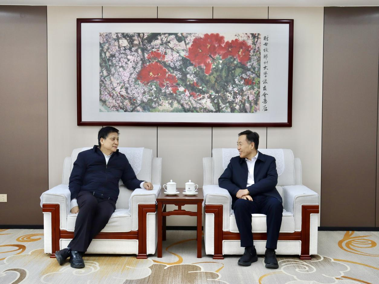 郑州大学举办“中国共产党人精神谱系”宣讲活动