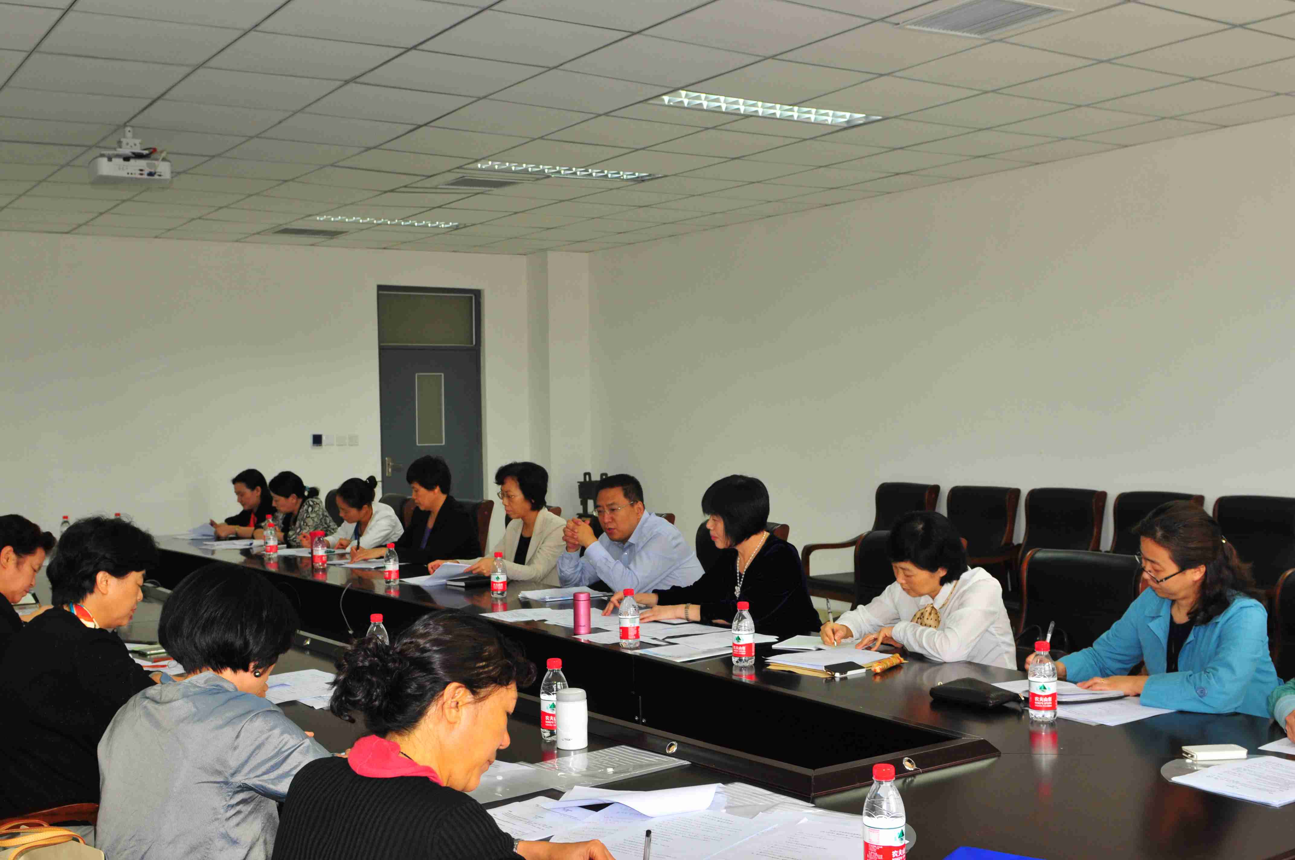 郑州大学召开《郑大护理》第一次编委会