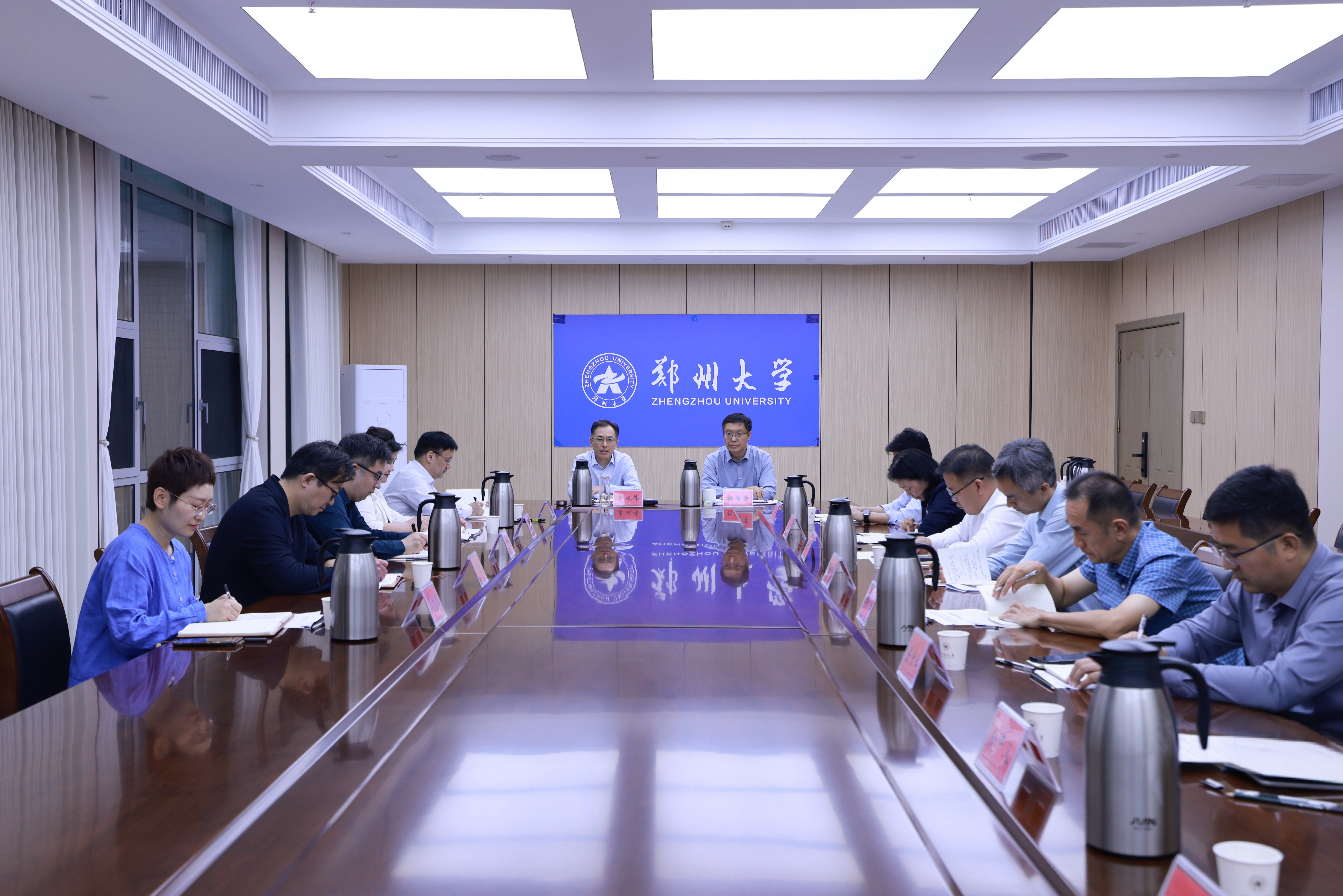李成伟调研宣传思想文化和立德树人工作