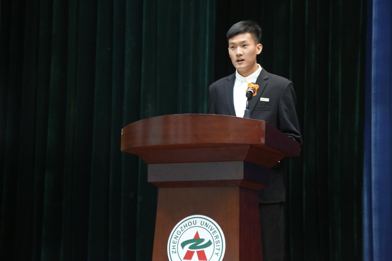 郑大故事：两年军营淬火，他从68名逆袭保研北大！——记郑州大学2026年“最美大学生”宋雨轩