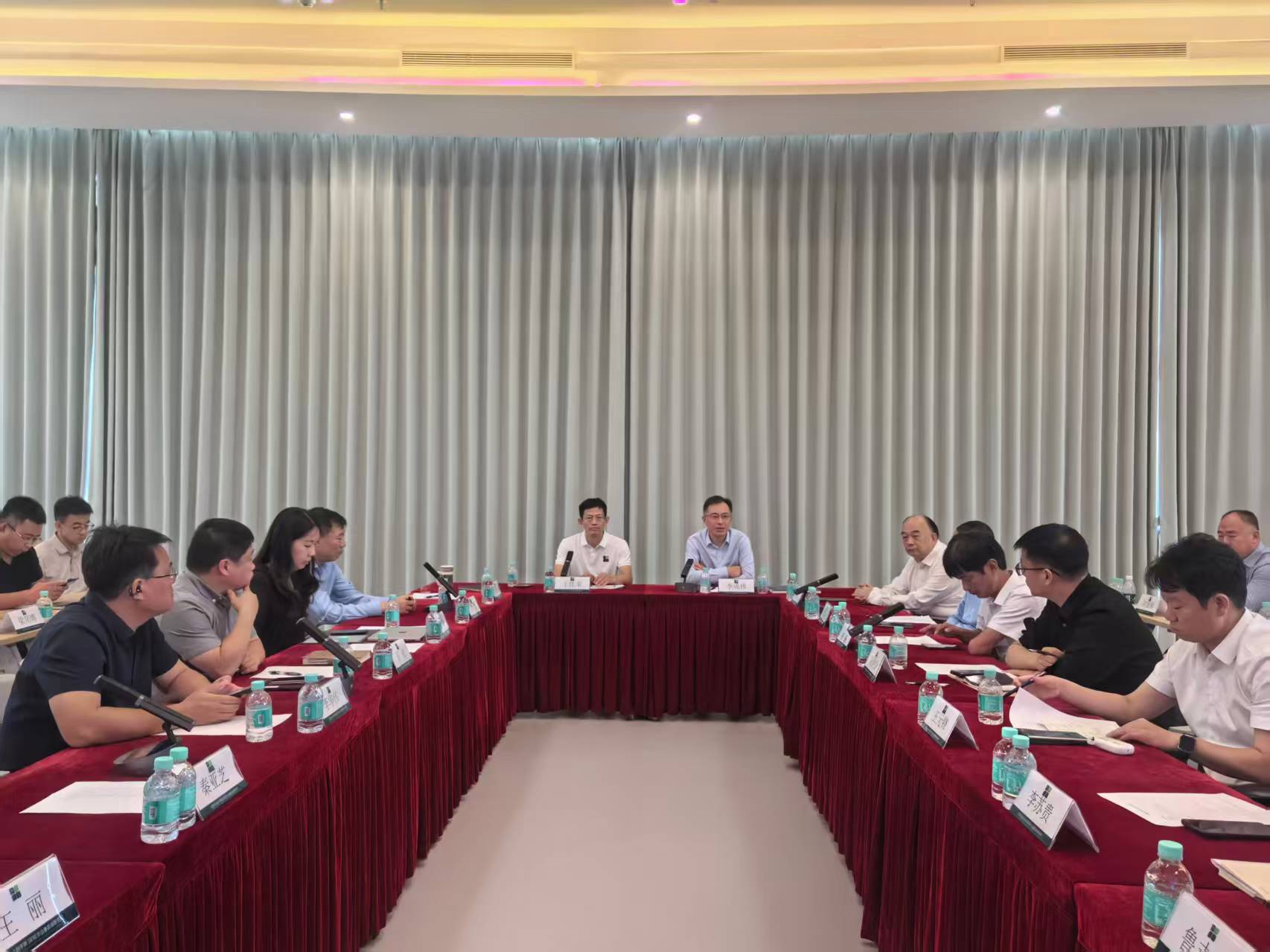李成伟带队赴深圳调研交流