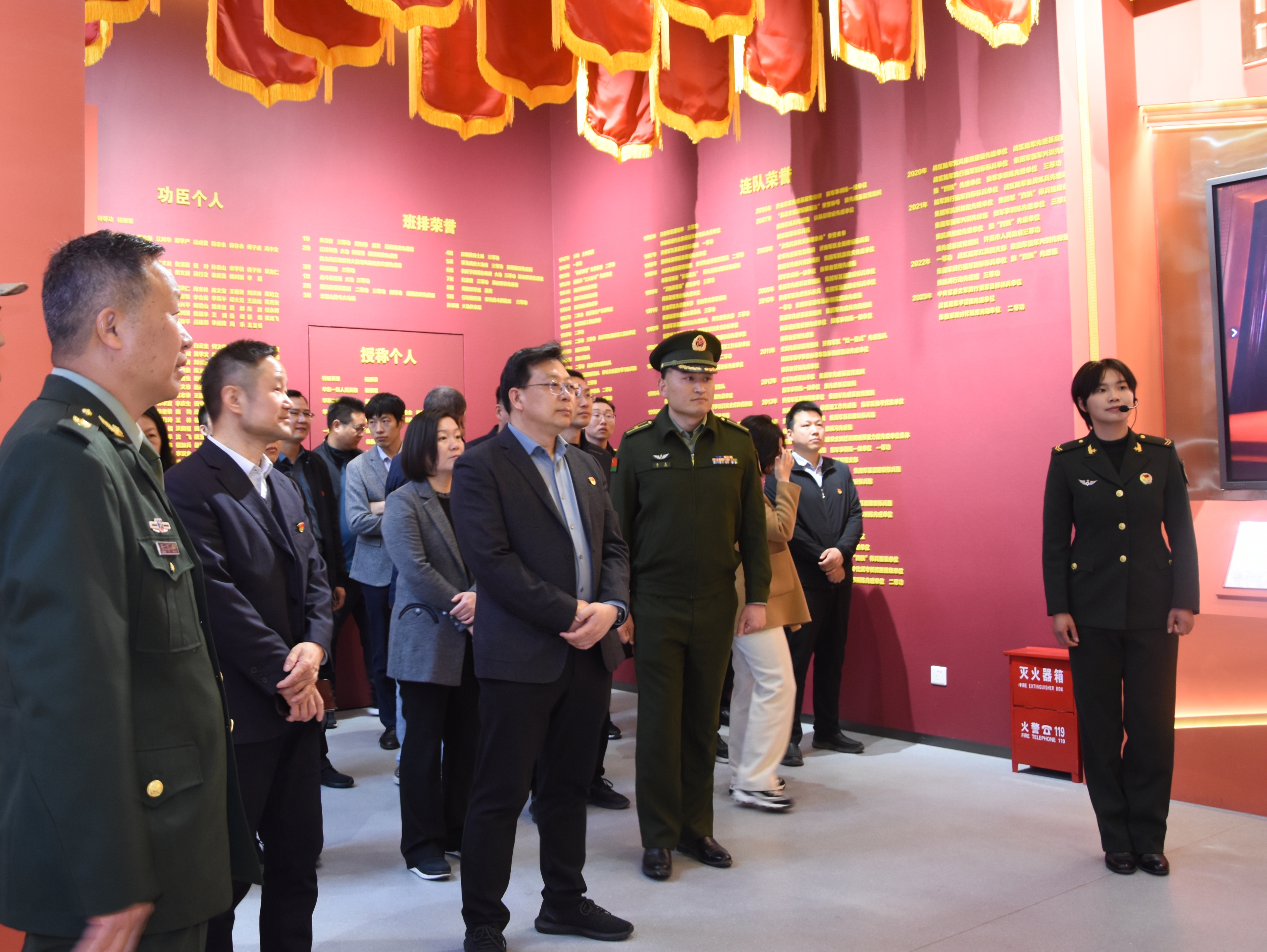 郑州大学开展“筑牢国家安全防线  共创校军育人共同体”主题学习实践活动