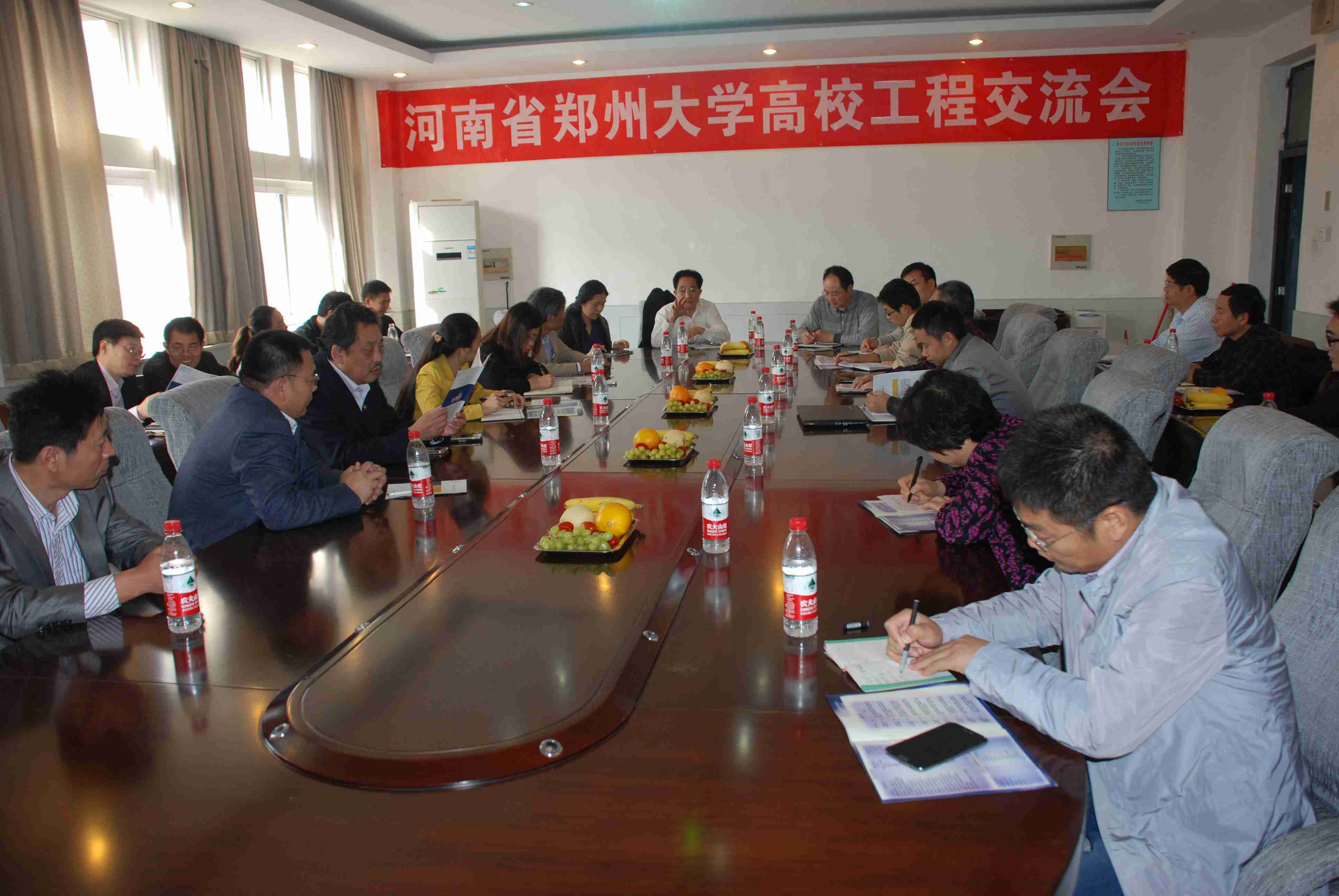 我校化工与能源学院积极开展校企合作