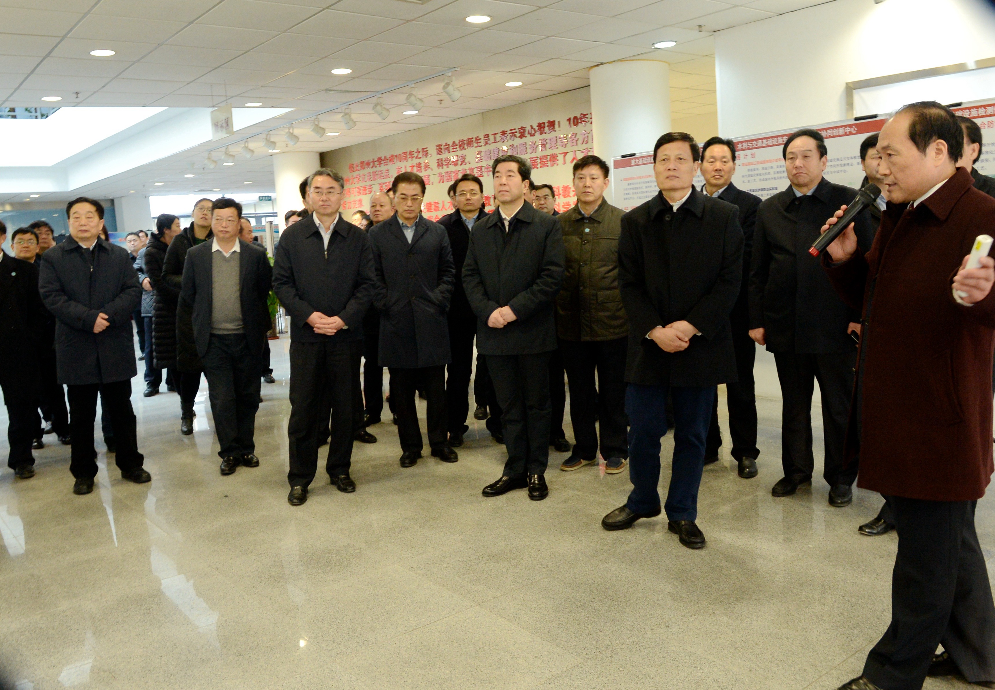 河南省四大班子领导来我校视察调研科技创新工作（图）