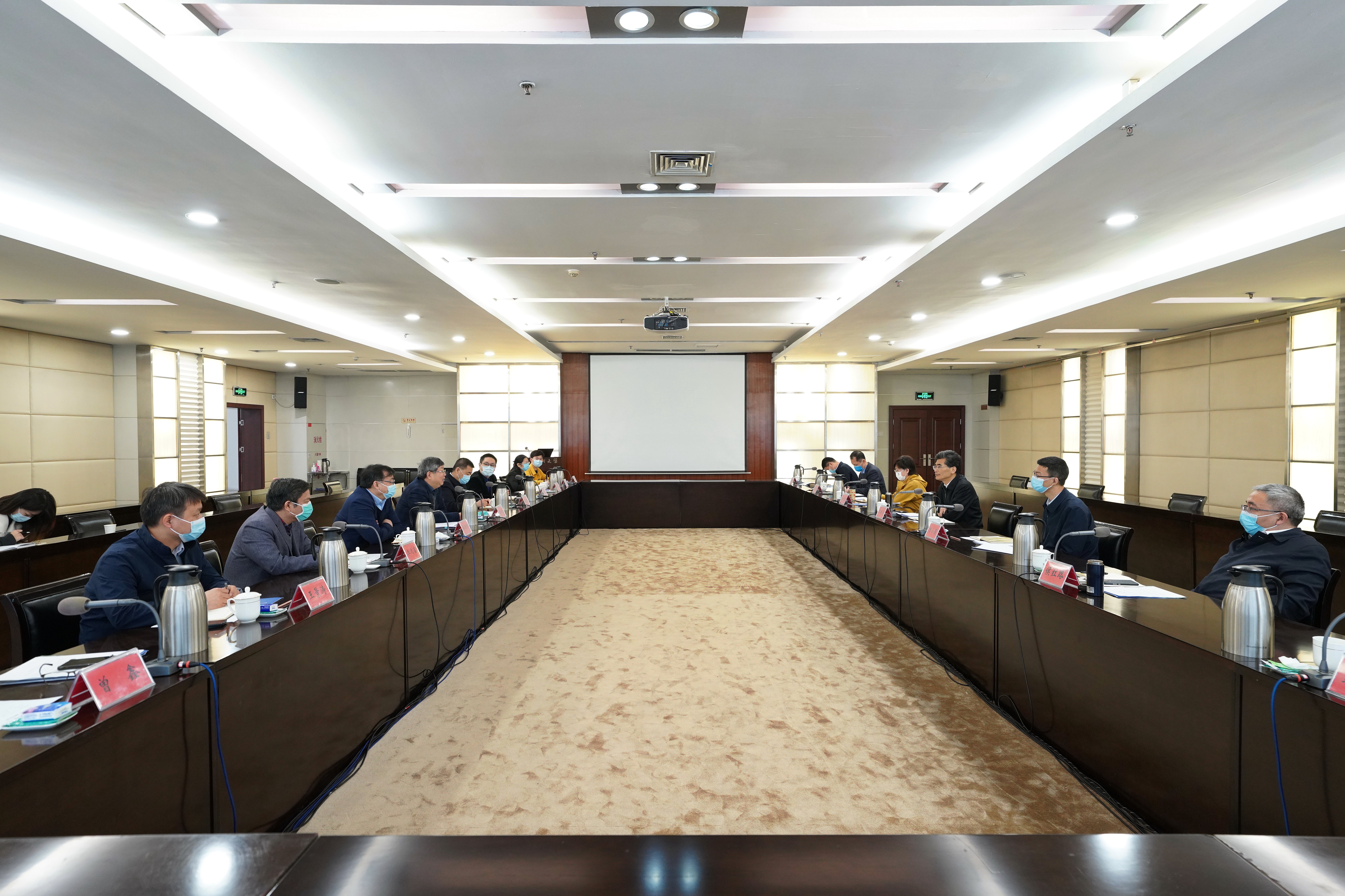 省委常委、宣传部部长王战营到校调研