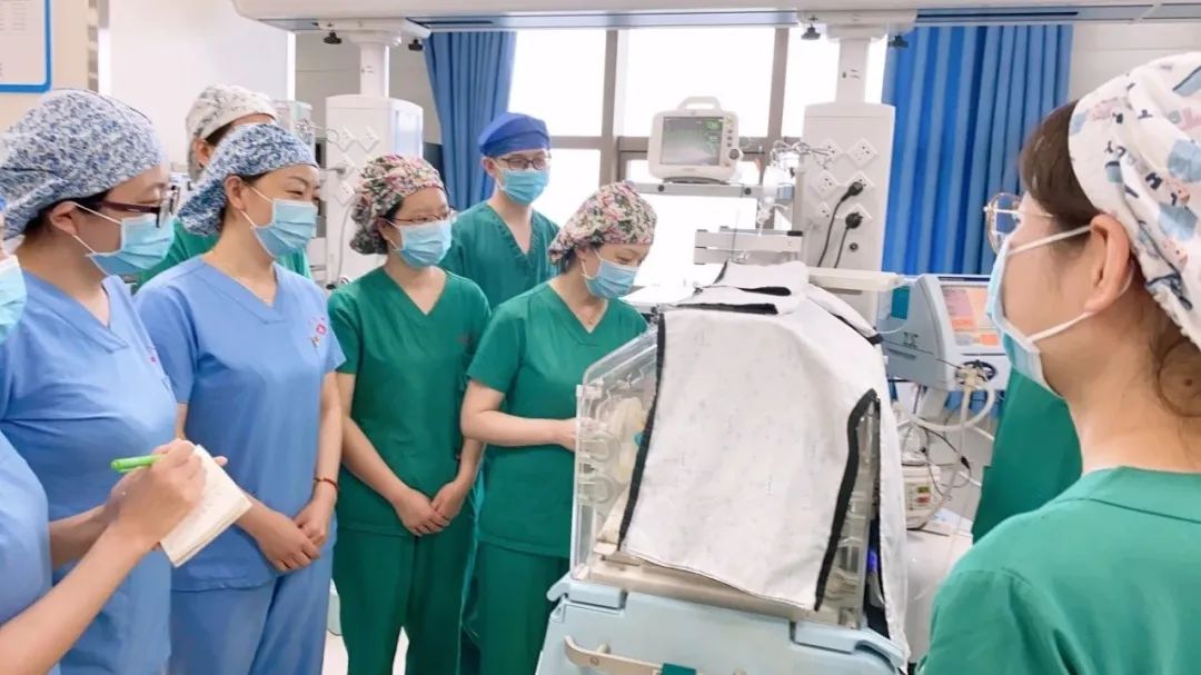 郑大故事：230个龙宝宝降生！这个春节郑大三附院医护人员用“敬业福”守护妇女儿童的“健康福”