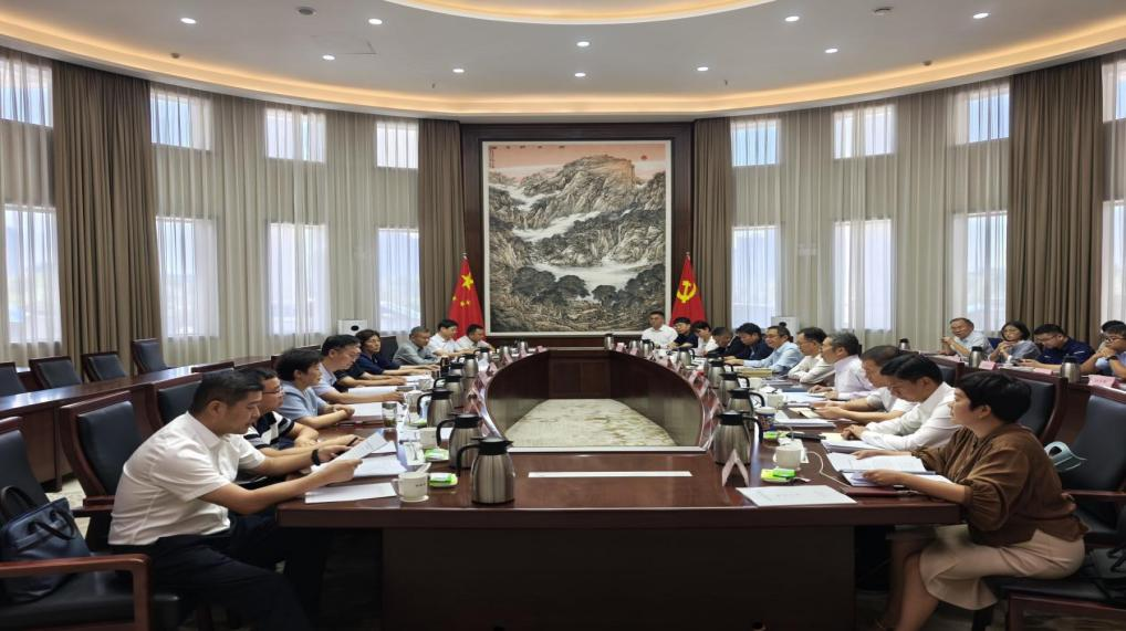 郑州大学洛阳产业技术研究院理事会第三次会议召开