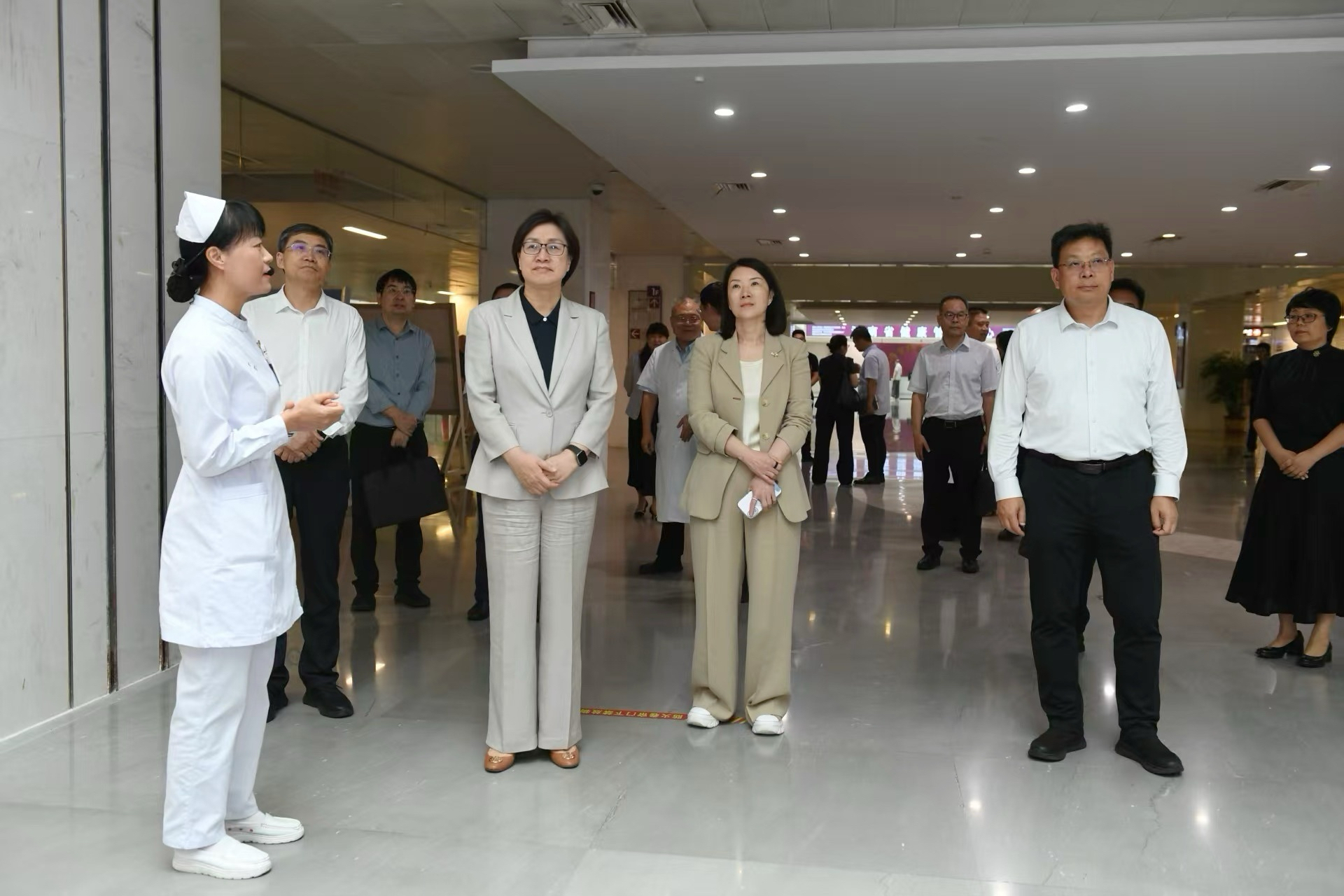 李蓬调研郑州大学华中阜外医院