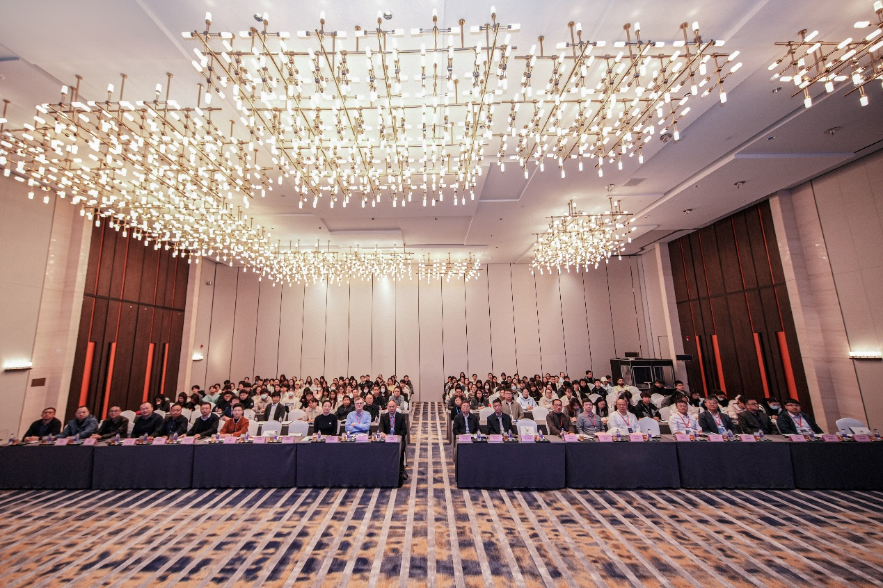 郑州大学举办首届生物医药前沿进展国际会议