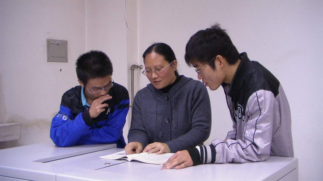 郑大故事：以诚育人  以勤科研——记郑州大学“三育人”先进个人郭巧能教授（图）