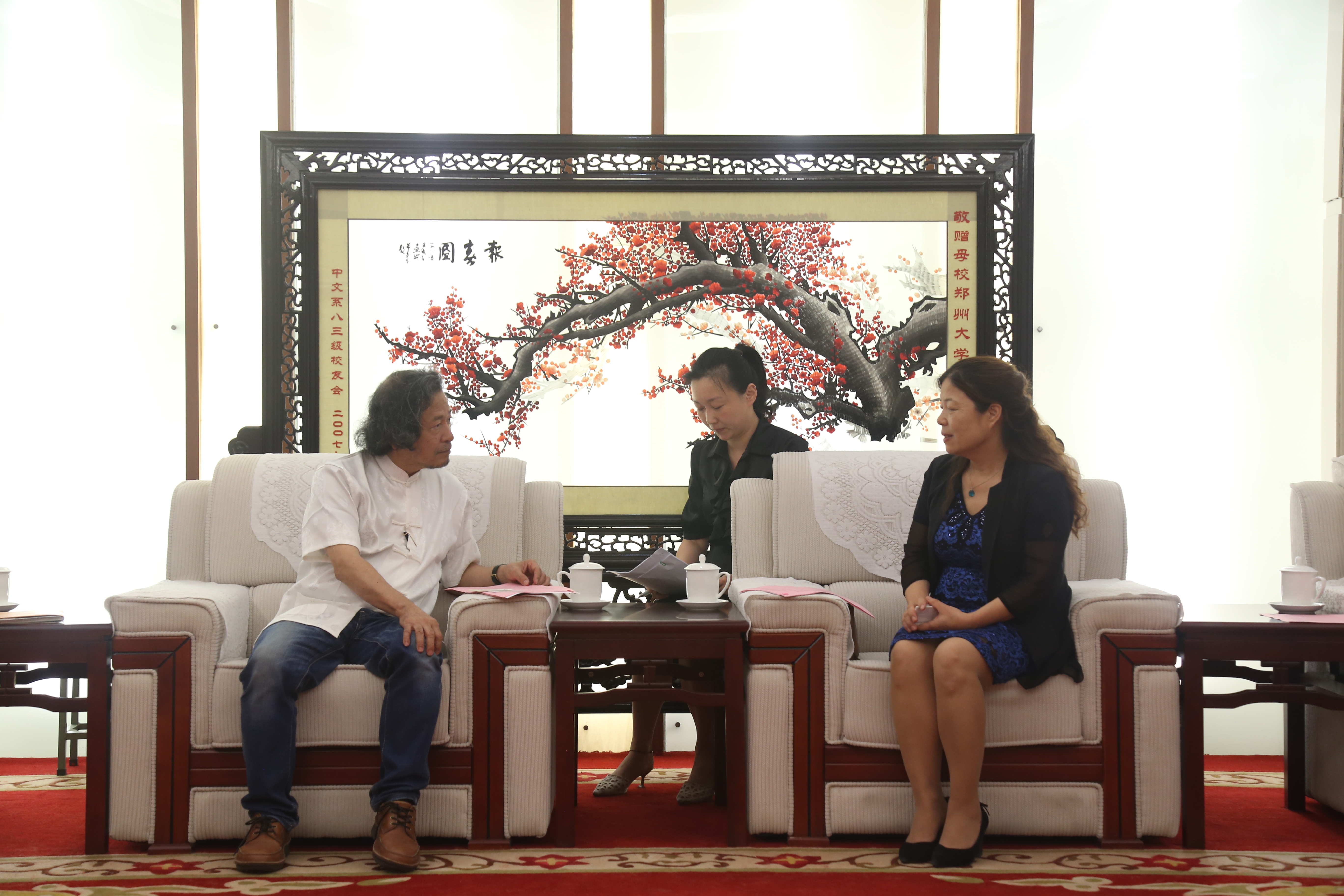 日本二松学舍大学校长来校访问（图）