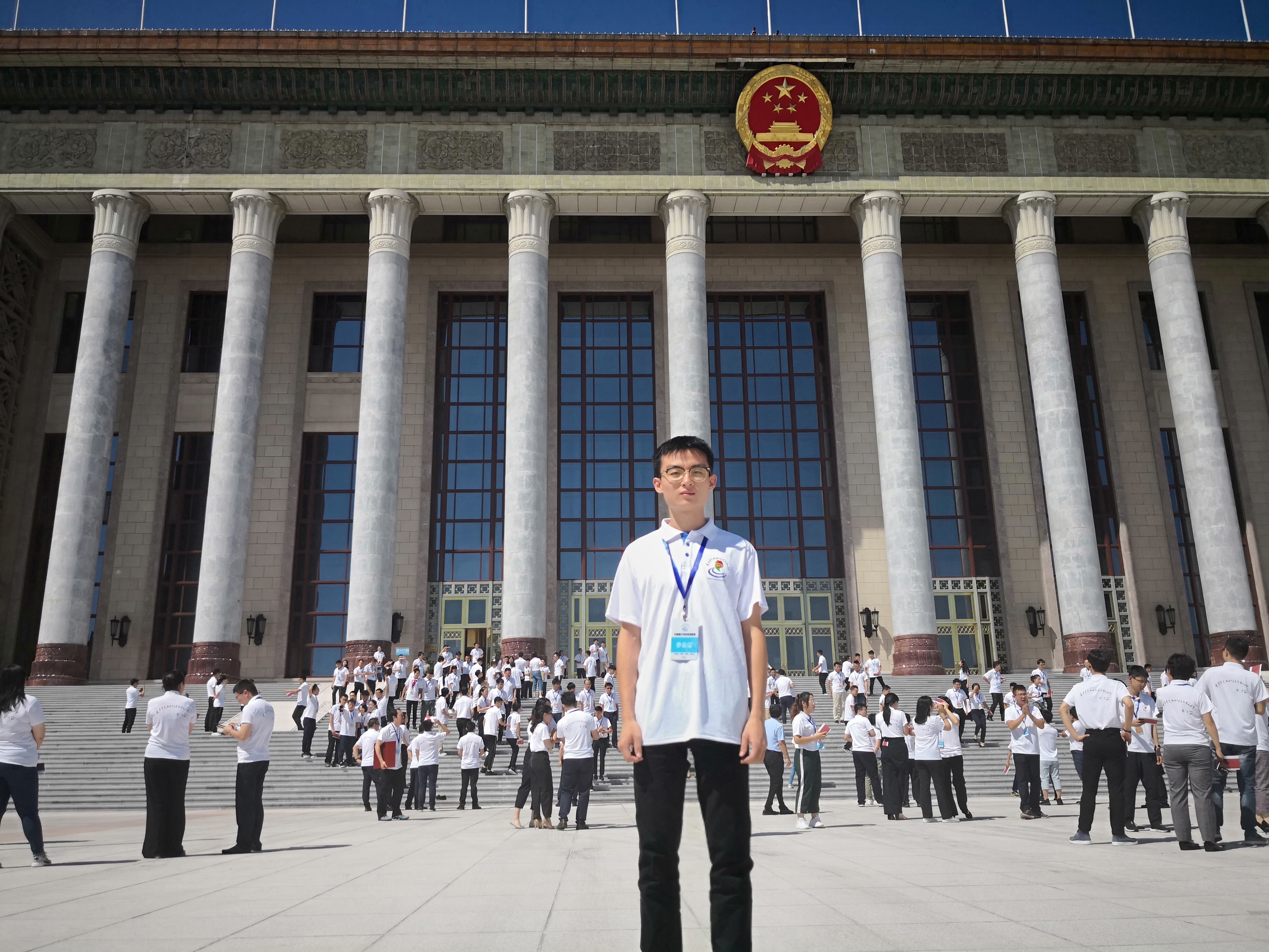 郑州大学学生荣获“第十四届中国大学生年度人物”（图）