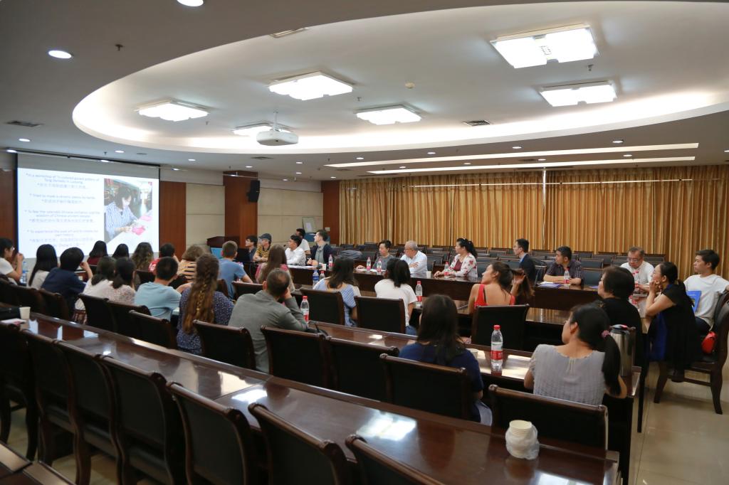 郑州大学举办2018年“感知中国文明”中外大学生暑期人文实践夏令营活动（图）