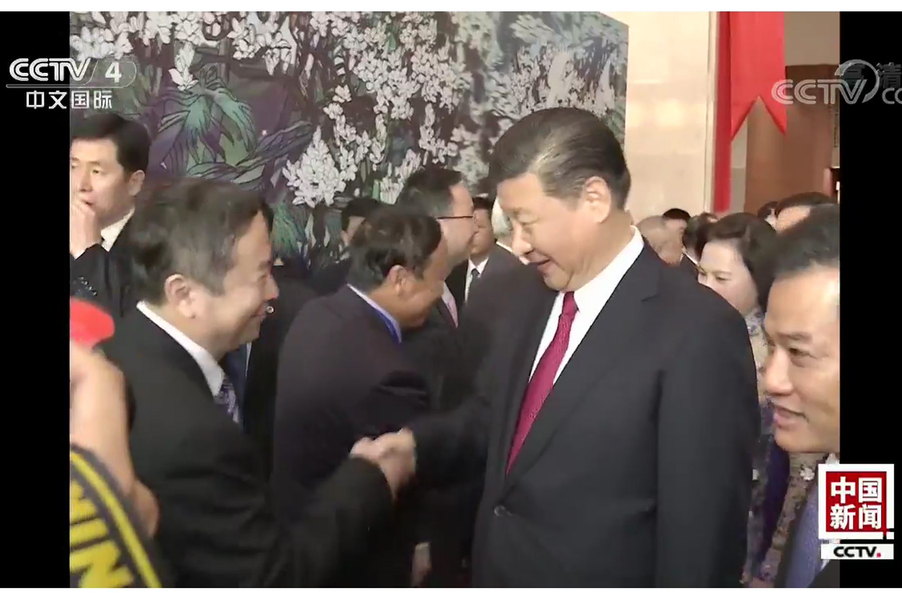 郑州大学于向东教授参加中越人民论坛并受到习近平总书记接见（图）