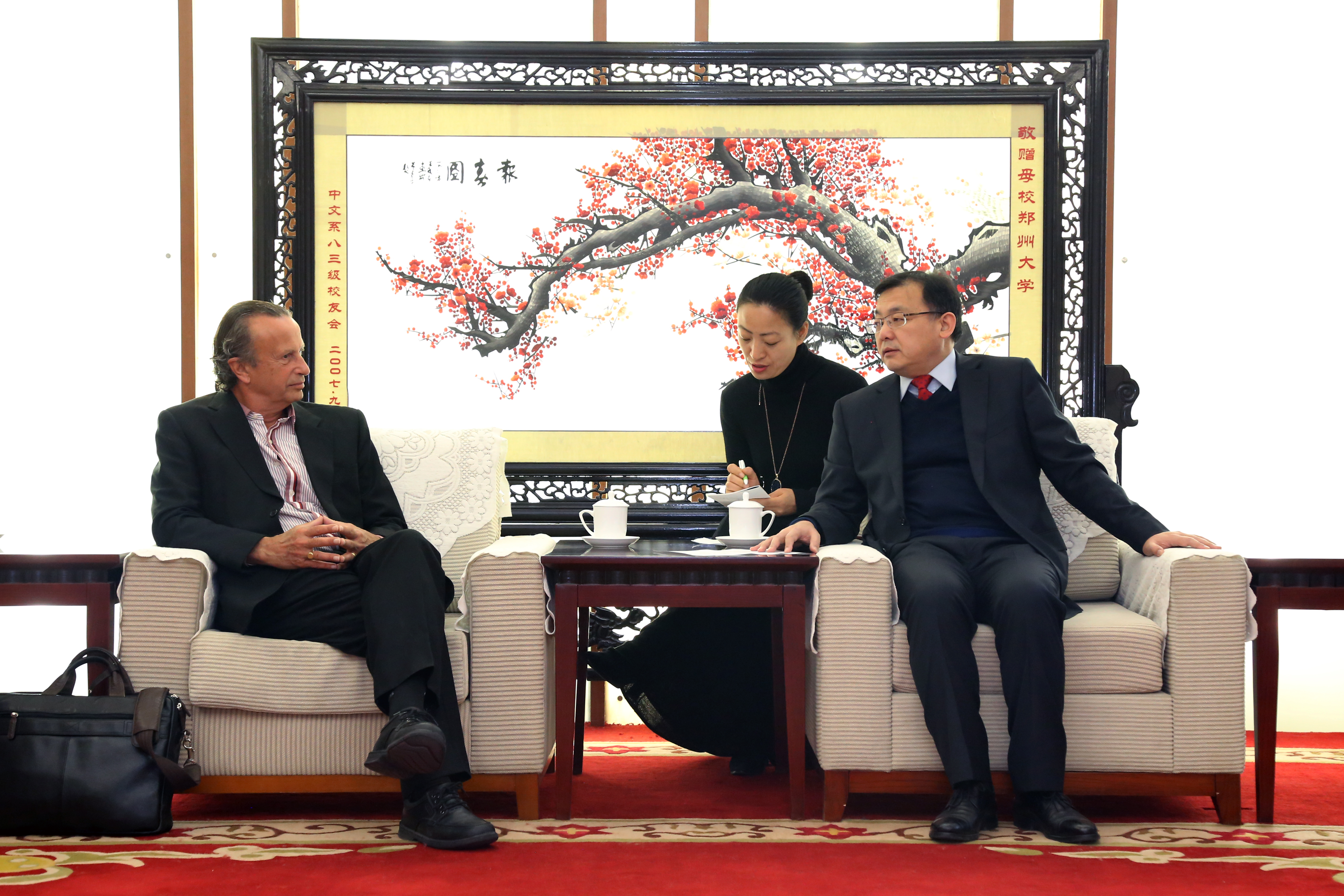 新西兰怀卡托大学副校长Ed Weymes来校访问（图）