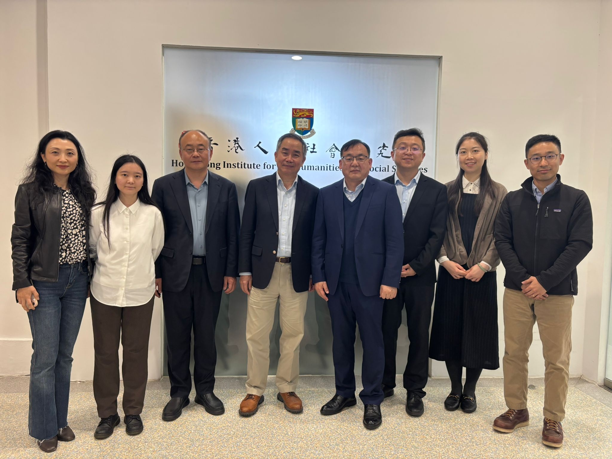 郑州大学与香港大学人文社会研究所签署战略合作协议