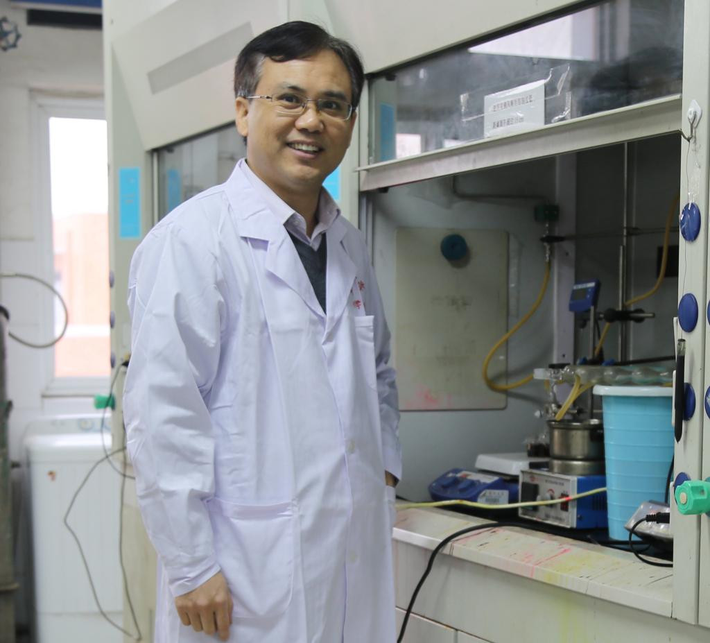 郑州大学一流大学建设发展论坛之“彰显特色 强化内涵　培育学科制高点”专题（四）