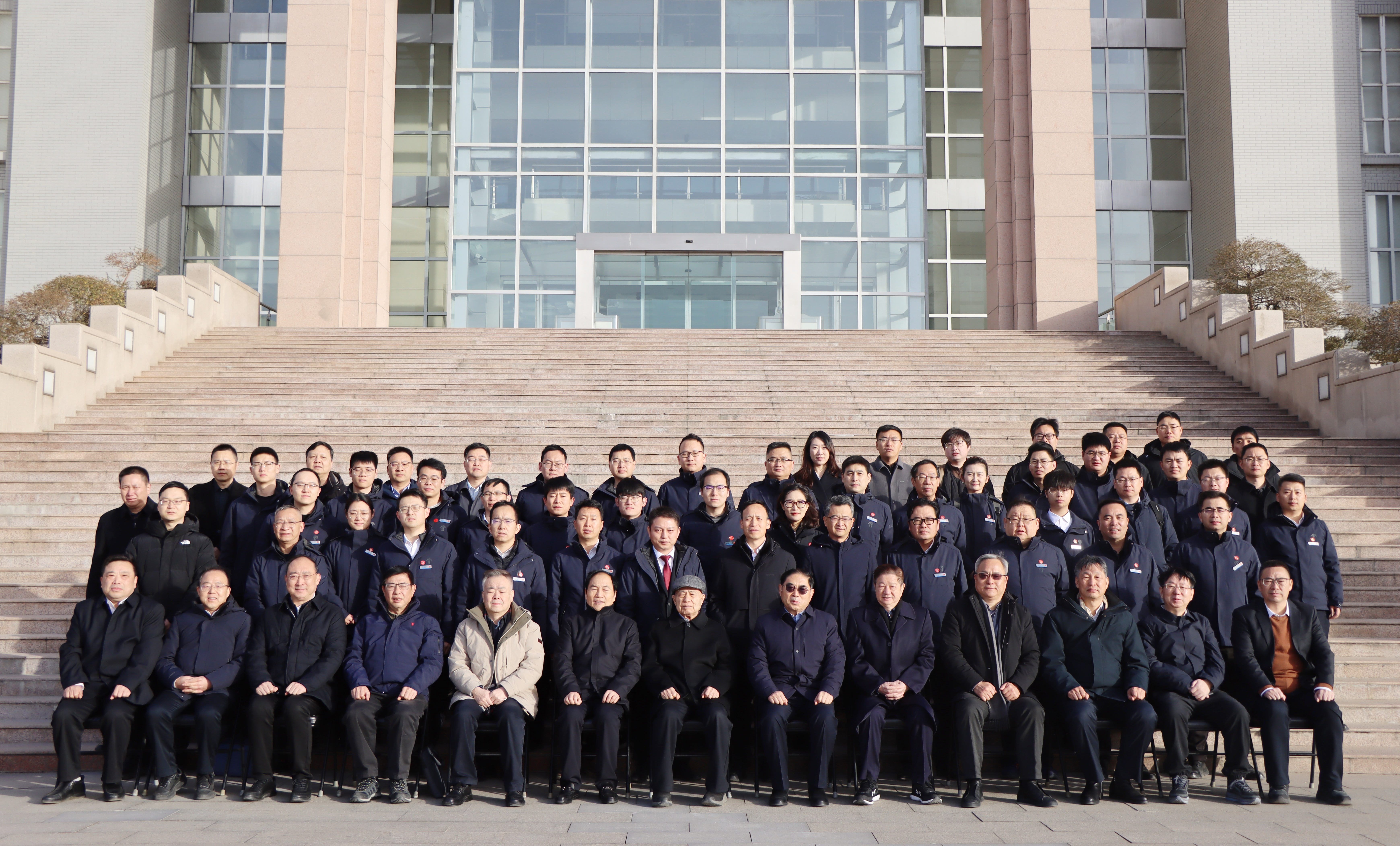 隧道掘进机及智能运维全国重点实验室2025年度学术委员会会议在郑州大学召开