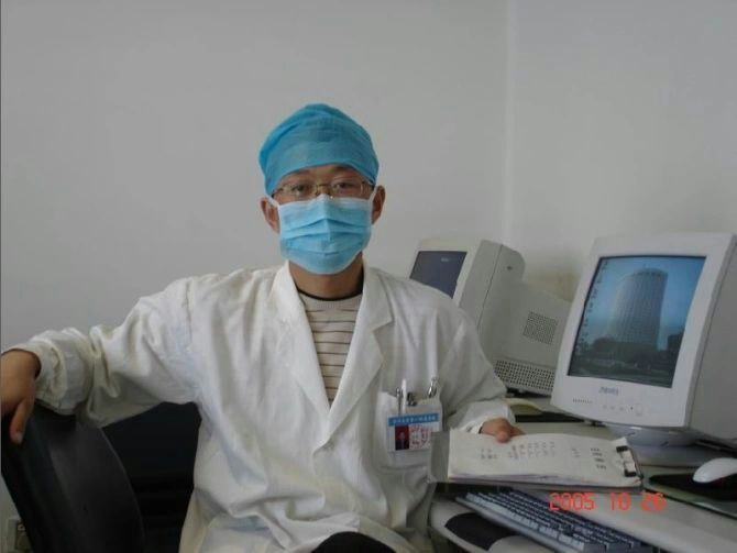 郑大故事：大爱医生留下一篇有“温度”的论文——记车祸去世后捐献器官救人的校友靳军华医生