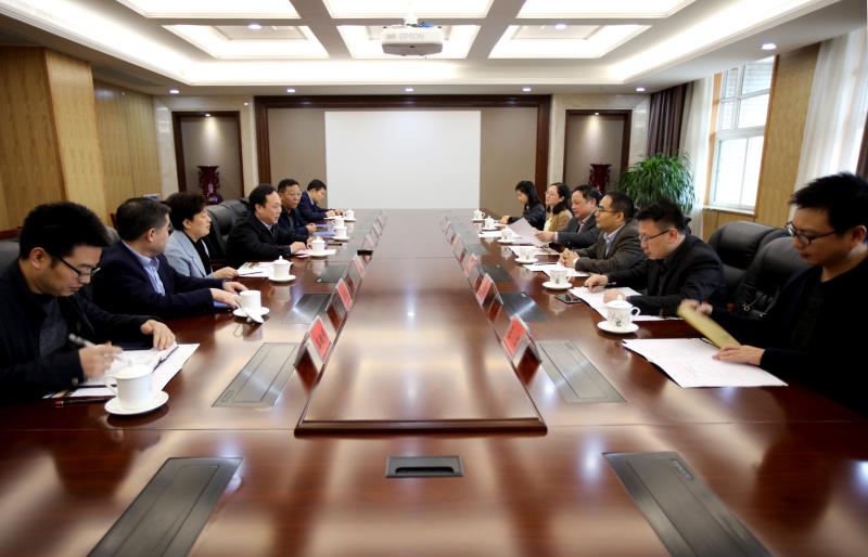 湖南医药学院院长唐圣松一行来校调研（图）