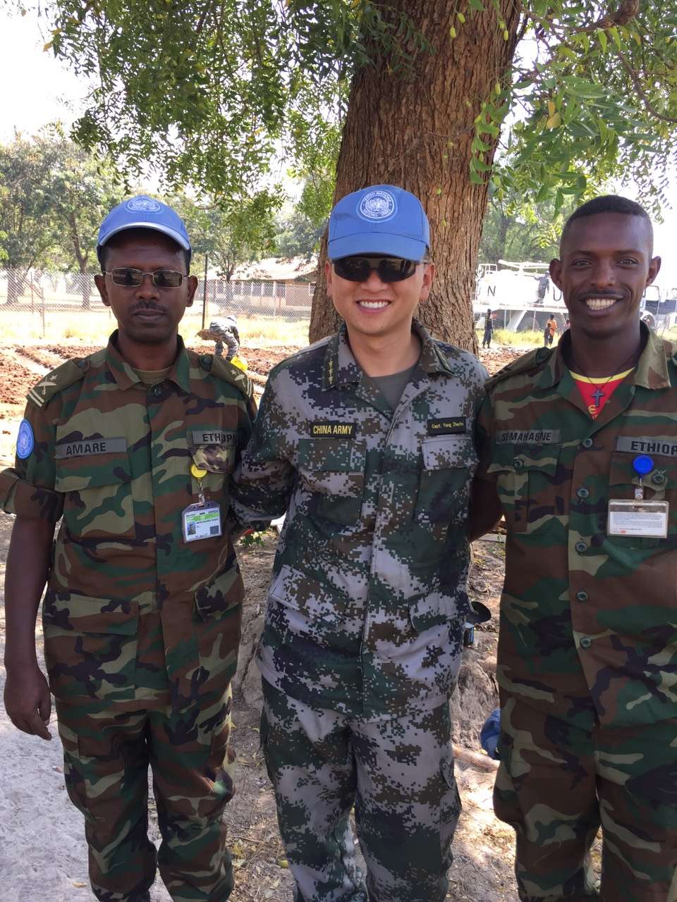 郑大故事：忠实履行使命，维护世界和平——记郑州大学2009届优秀毕业生，南苏丹维和战士杨照飞（图）