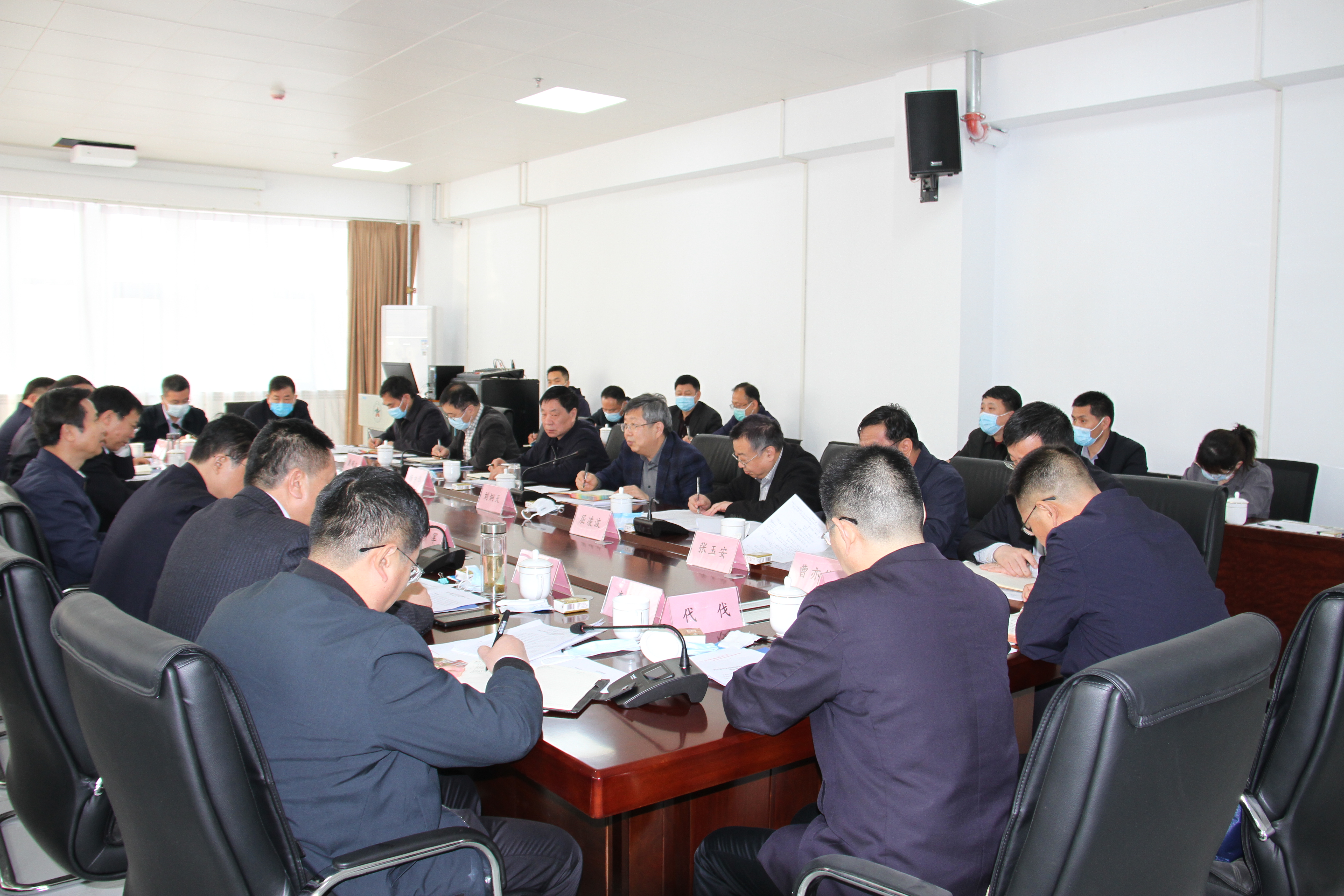 郑州大学与洛阳市举行深化合作座谈会