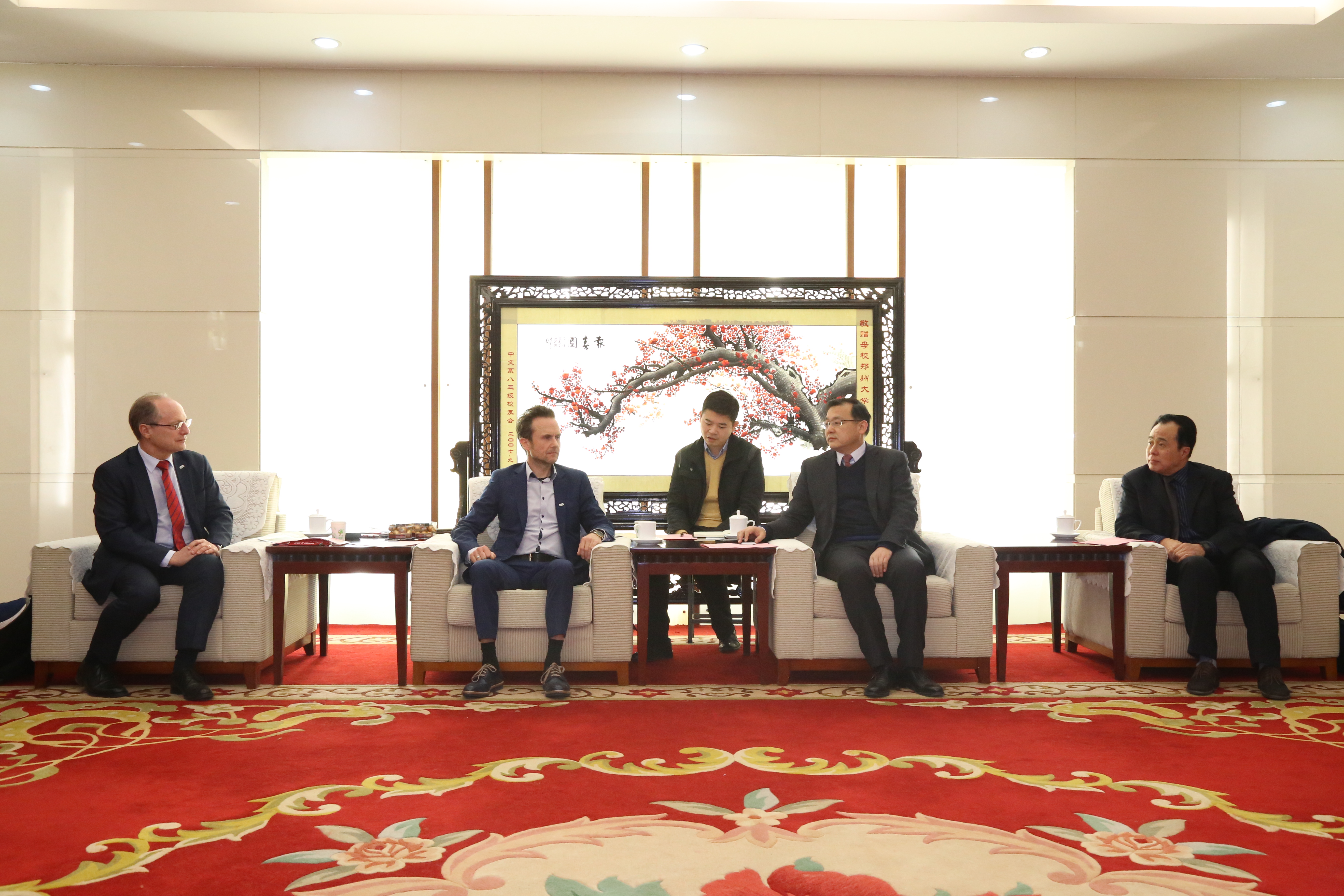 奥地利克恩顿州政府代表团来校访问（图）