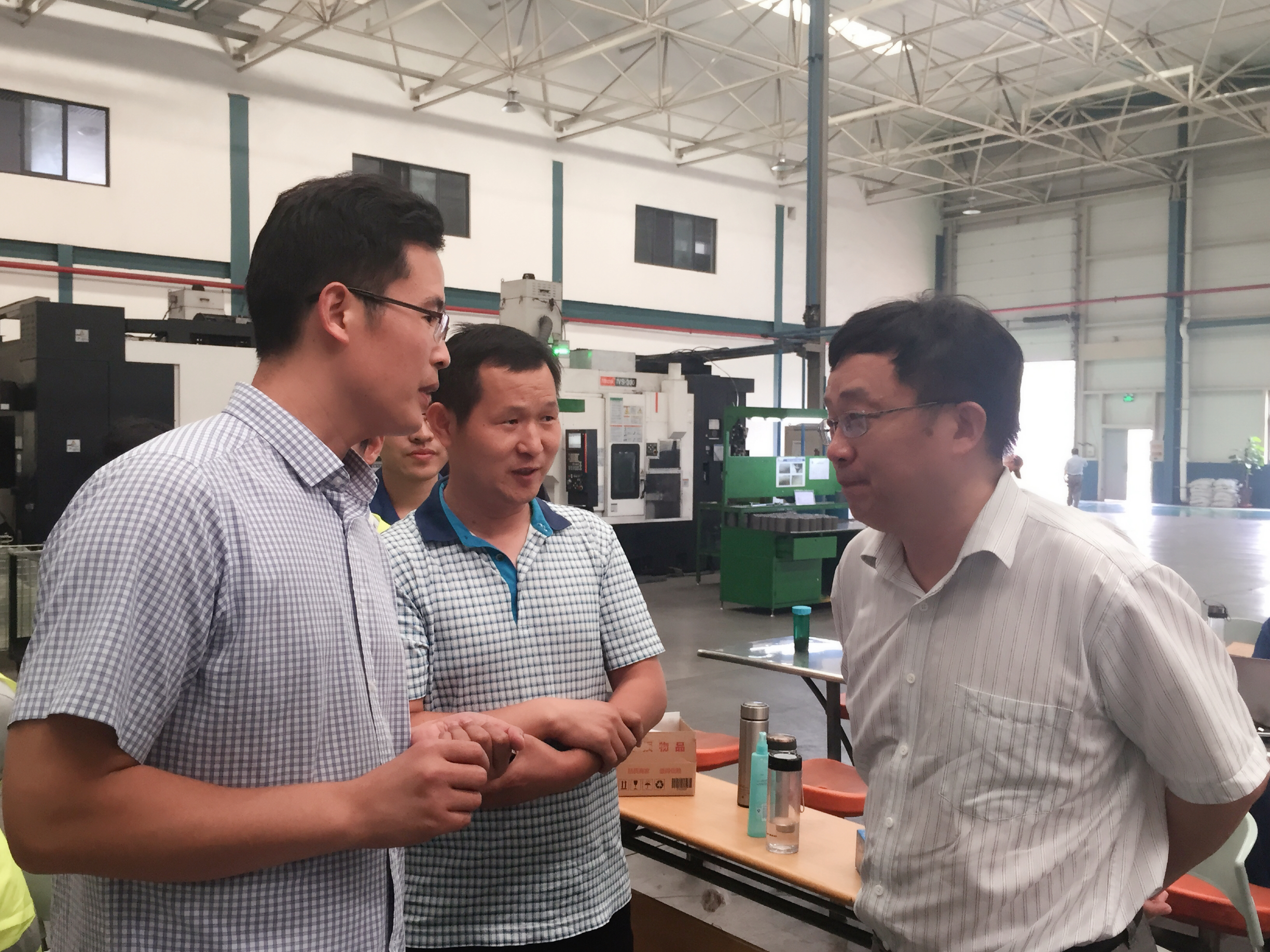 校领导赴洛阳市调研并洽谈校市合作事宜（图）