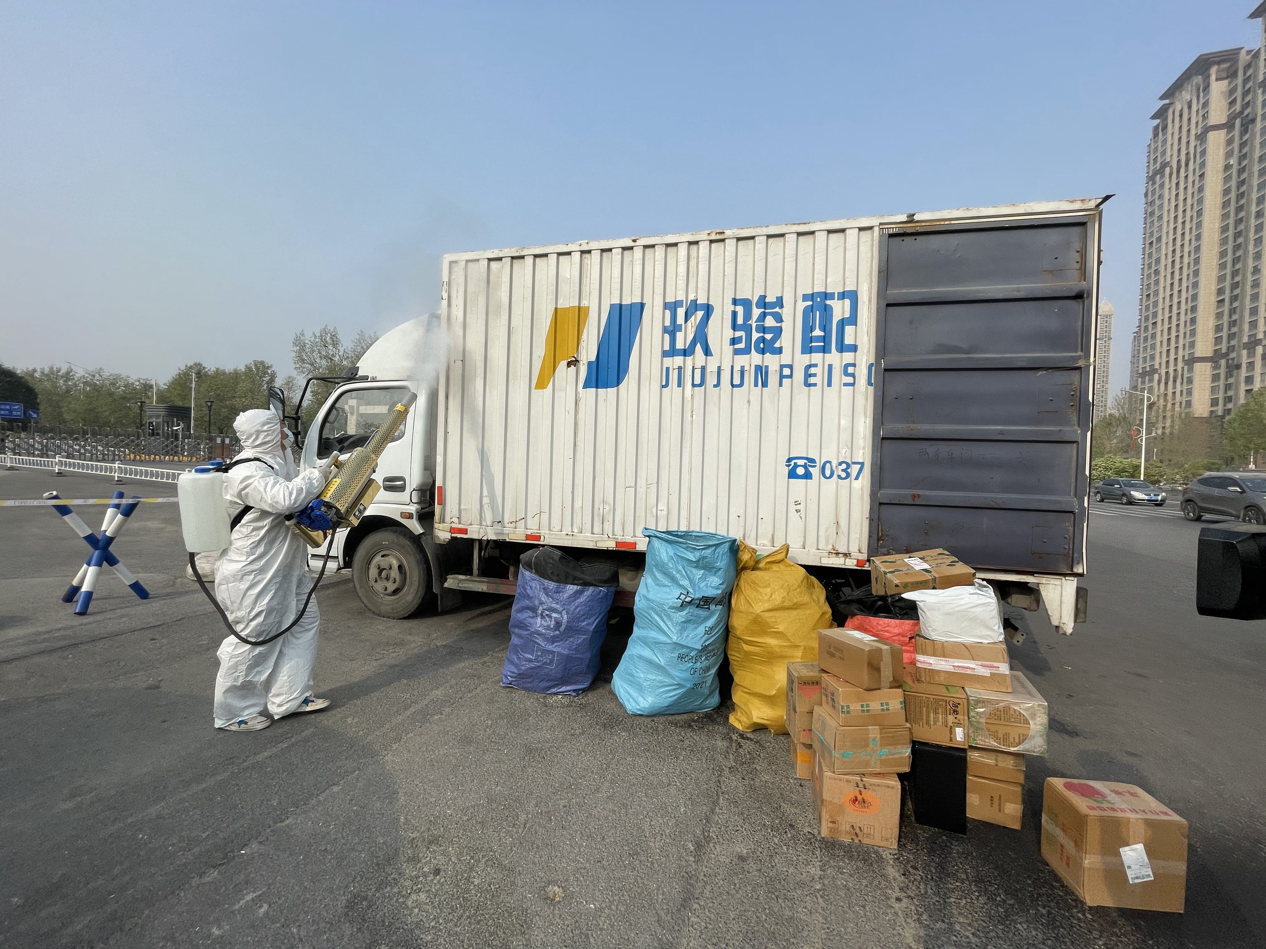 郑大故事：以爱育爱，共克时艰！记郑州大学师生同心抗疫