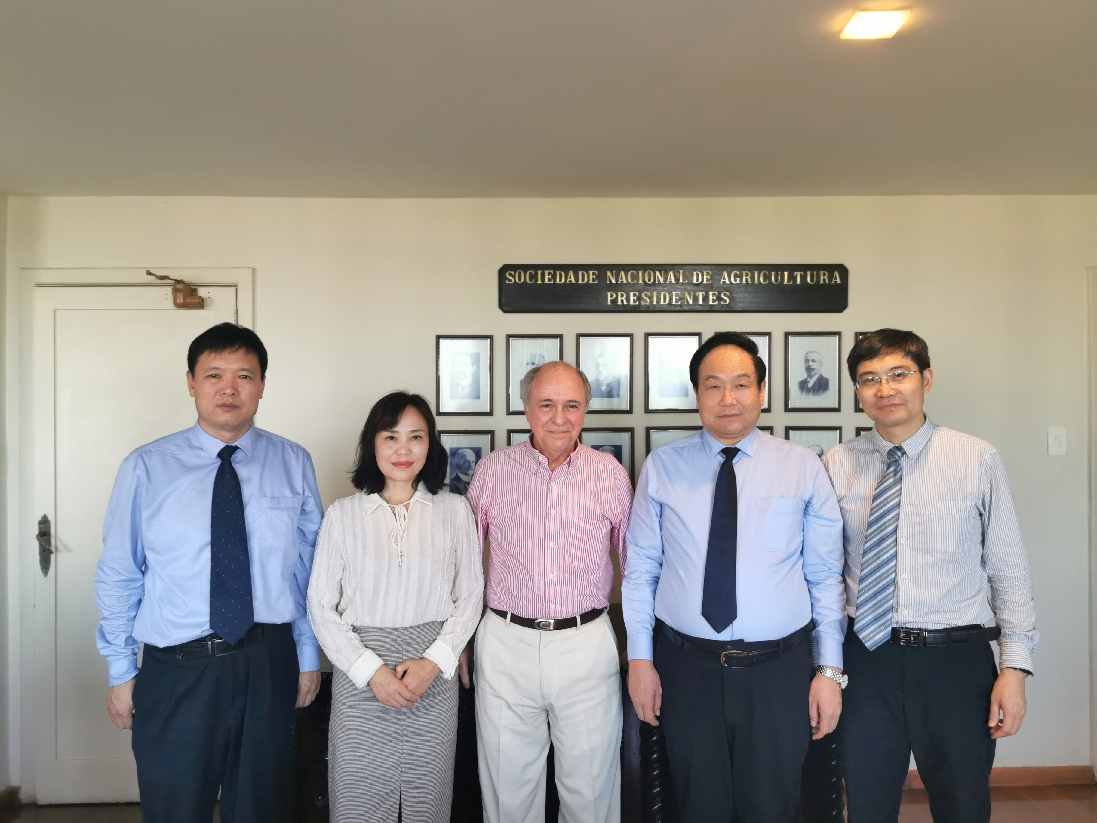 校党委书记牛书成率团访问南美洲高校（图）