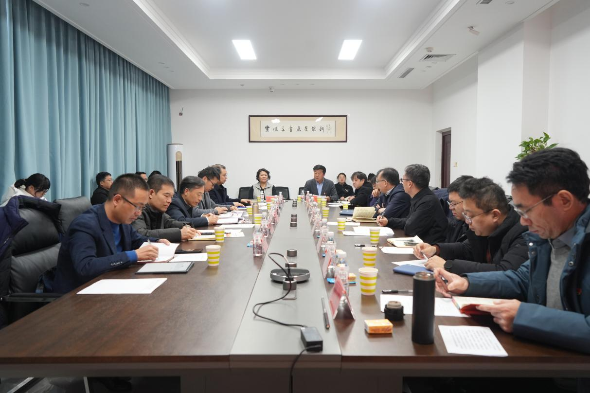 李成伟到考古与文化遗产学院、历史学院 调研指导工作